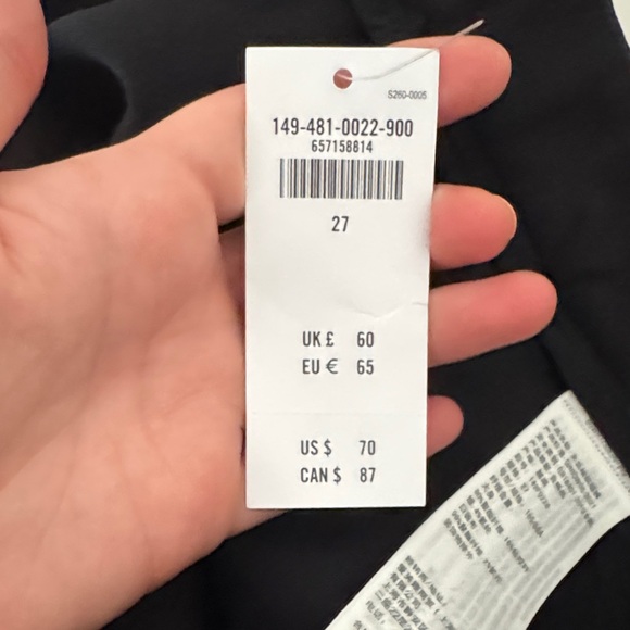 Abercrombie & Fitch Women's High Waist Black Shorts - Picture 8 of 8